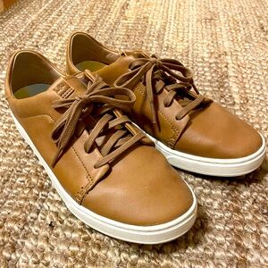 Olukai slip on sneaker